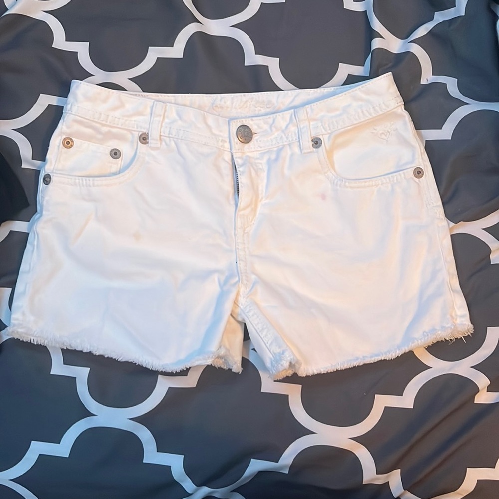 White justice Jean shorts